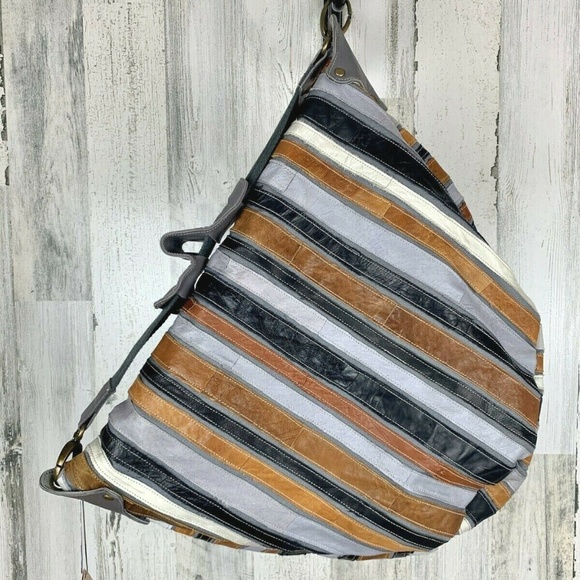 De.De Los Angeles Hobo Bag Re-Purposed Leather - Picture 3 of 8